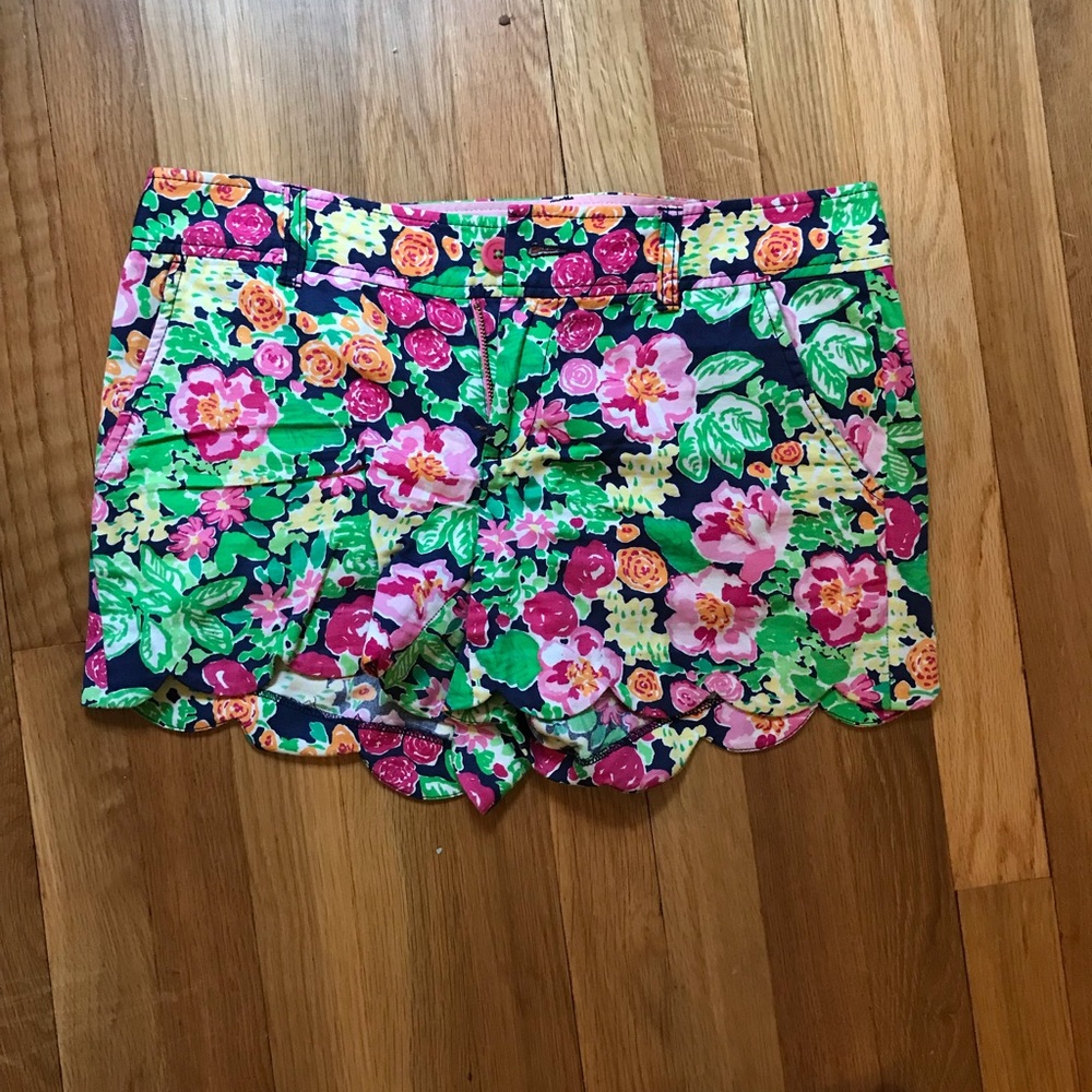 Lilly pulitzer scallops shorts